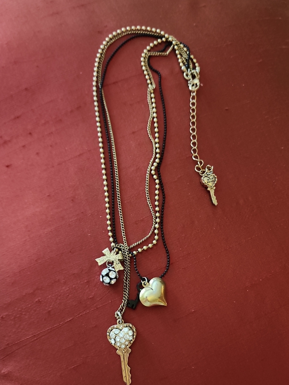 VINTAGE BETSY JOHNSON Gold Layered Heart & Key Pendant Necklace